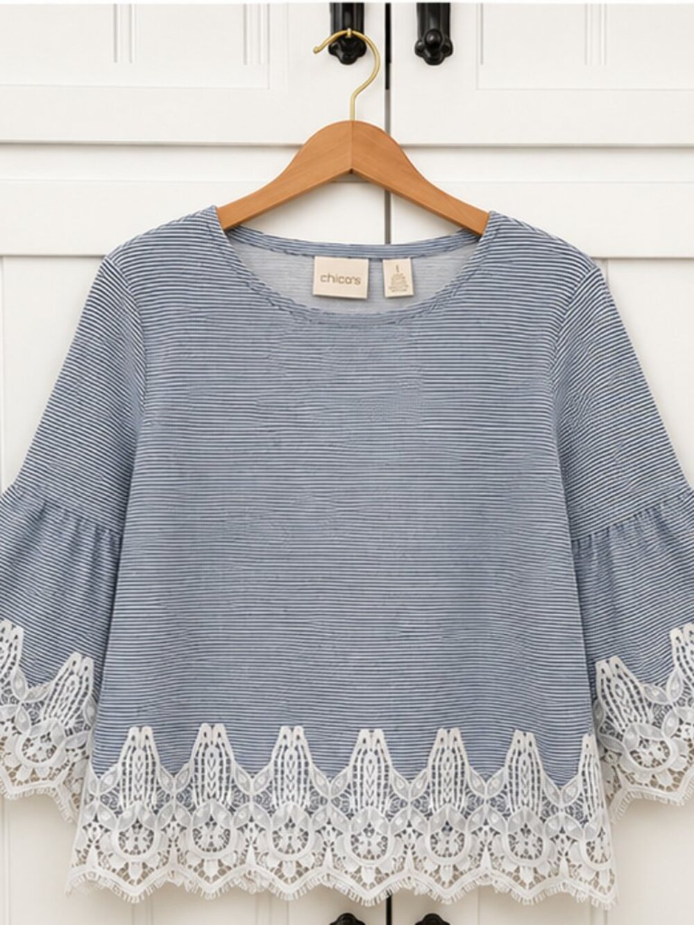 Chico's Size 1 (Medium) Blue & White Striped Lace Trim Bell Sleeve Top Boho